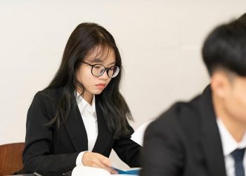 Thông báo tăng học phí du học Thụy Sĩ 2021 của trường BHMS