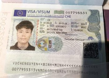 Vinahure chúc mừng học sinh Nguyễn Bình Binh xuất sắc đạt visa du học Thụy Sĩ